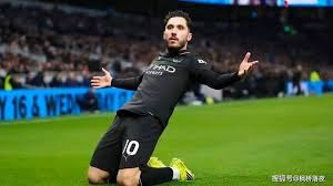 26岁就选择退役！广东宏远小将转型为教练，辅佐杜锋